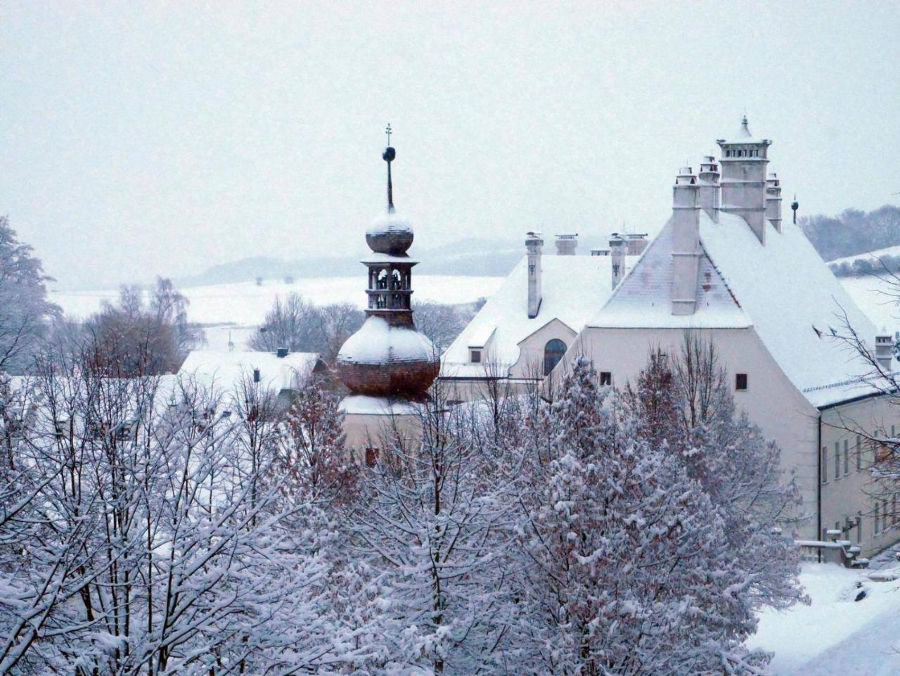 Schloss Thalheim Sankt Poelten Exterior foto