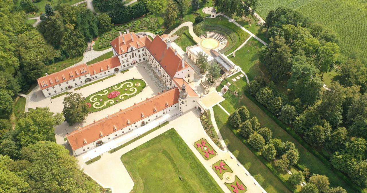 Schloss Thalheim Sankt Poelten Exterior foto